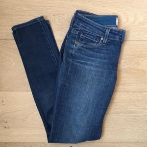 Paige Skyline Ankle Peg jeans size 24 medium wash